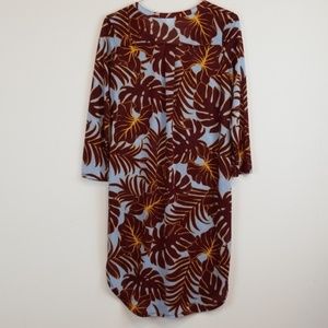 H&M Dresses - H&M leaf print 3/4 sleeve shirt dress size XS. H&M Dresses - H&M leaf print 3/4 sleeve shirt dress size XS.